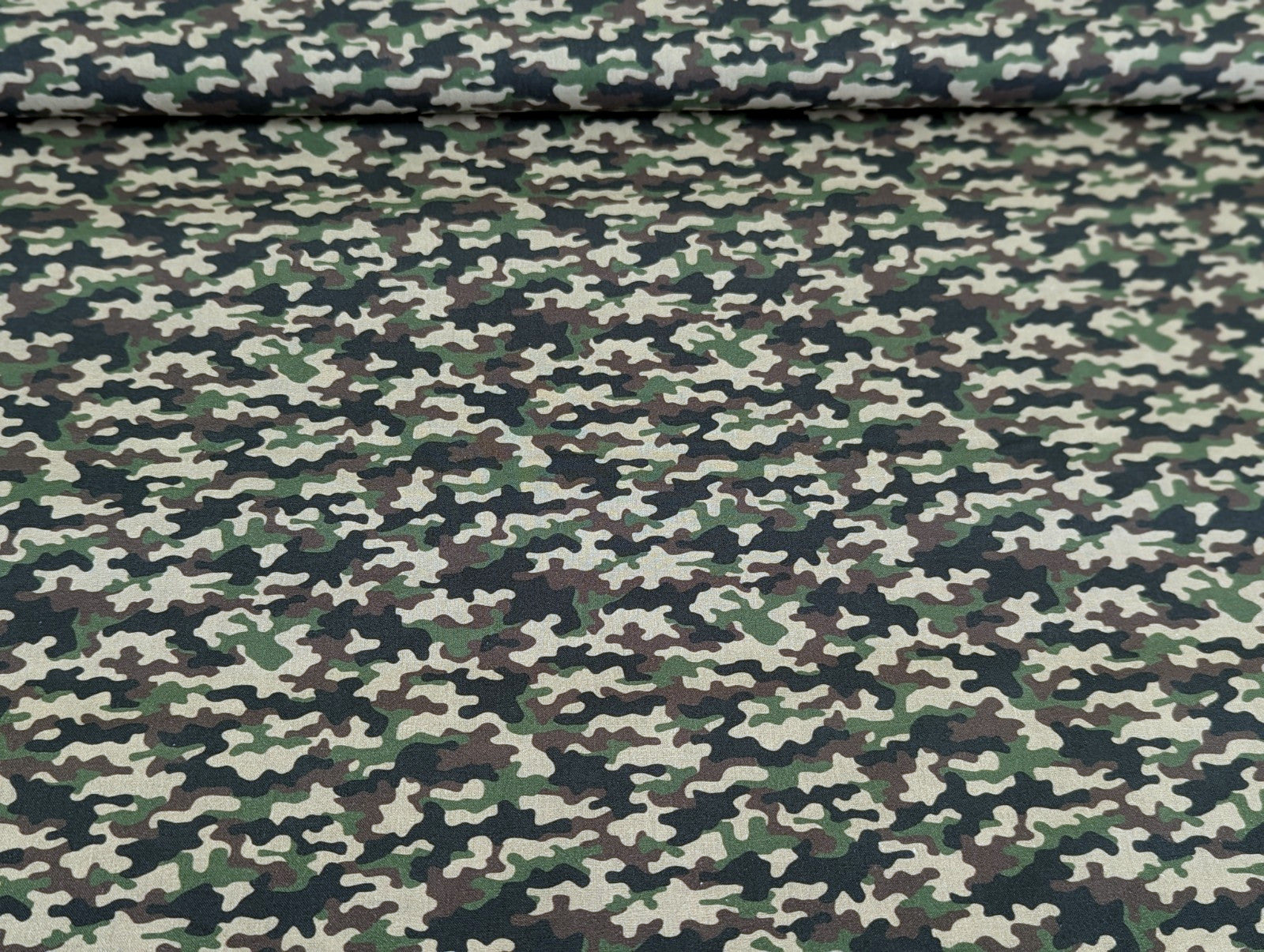 Baumwollstoff Camouflage Grün