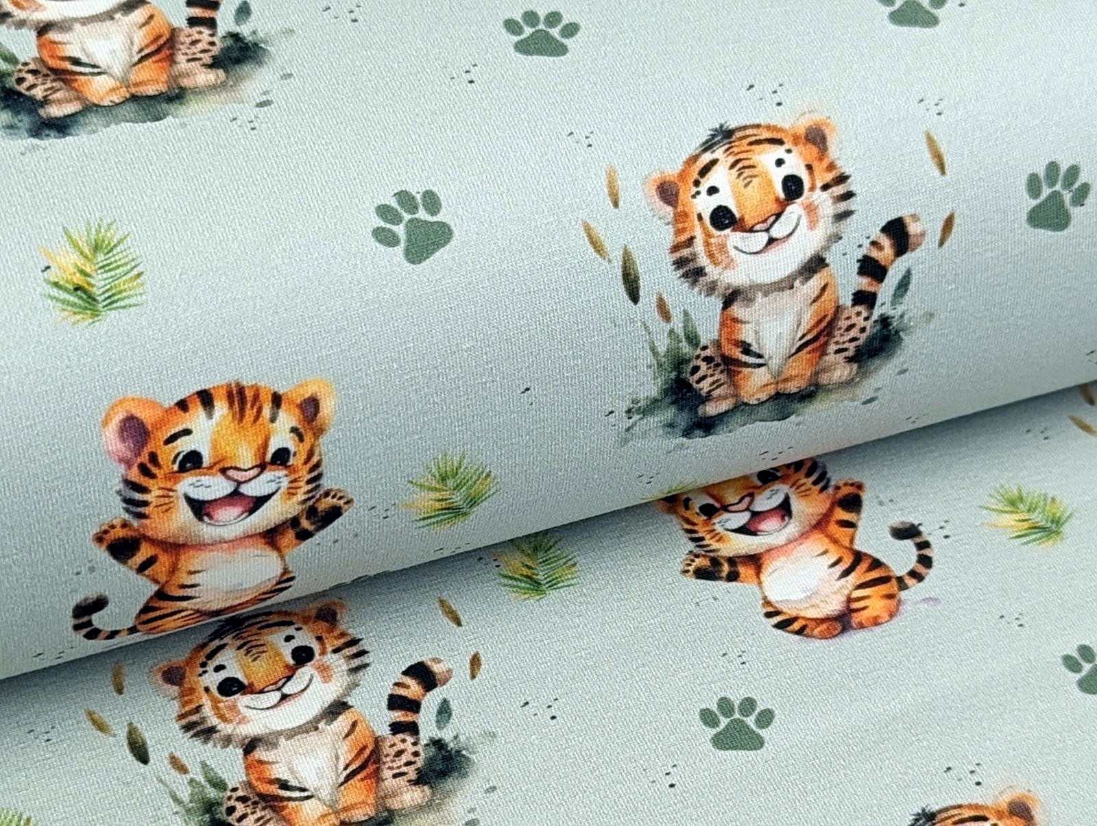 Eigenproduktion Baumwolljersey Kleiner Little Tiger auf Grau Hellmint