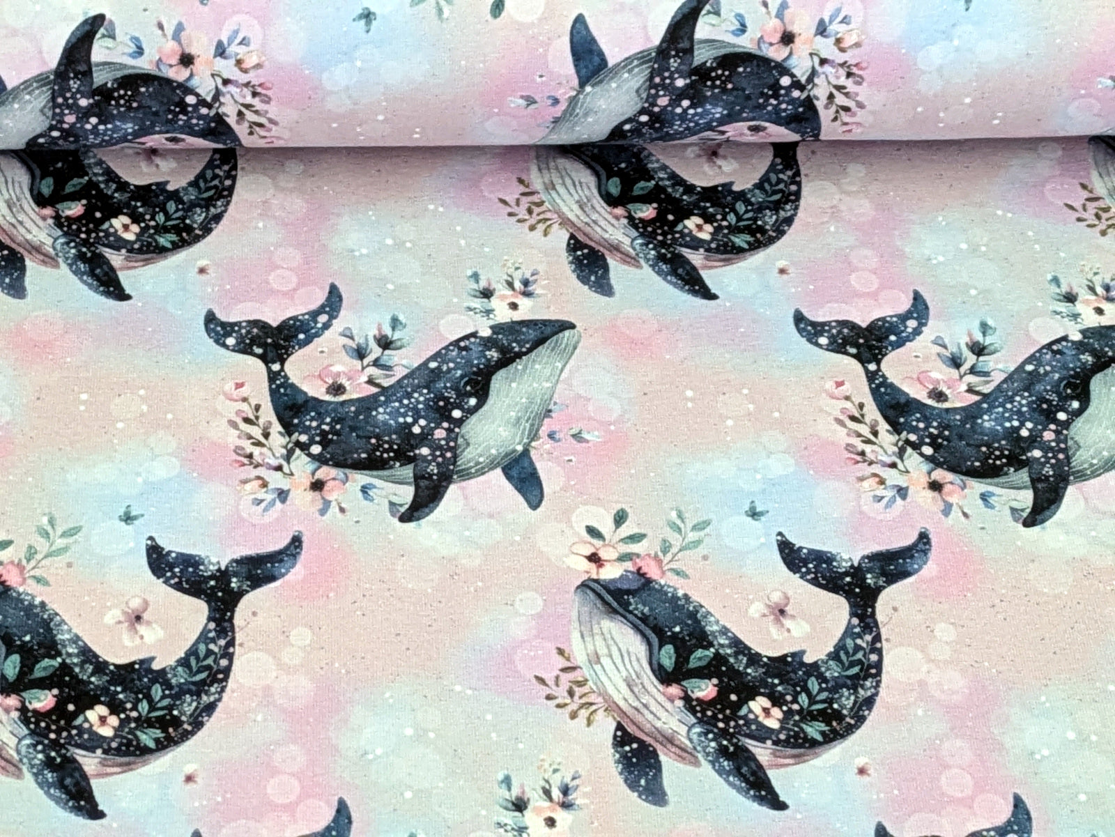 Reststück Eigenproduktion Baumwolljersey Blumen Wal auf Rosa Pastell 43 x 165 cm