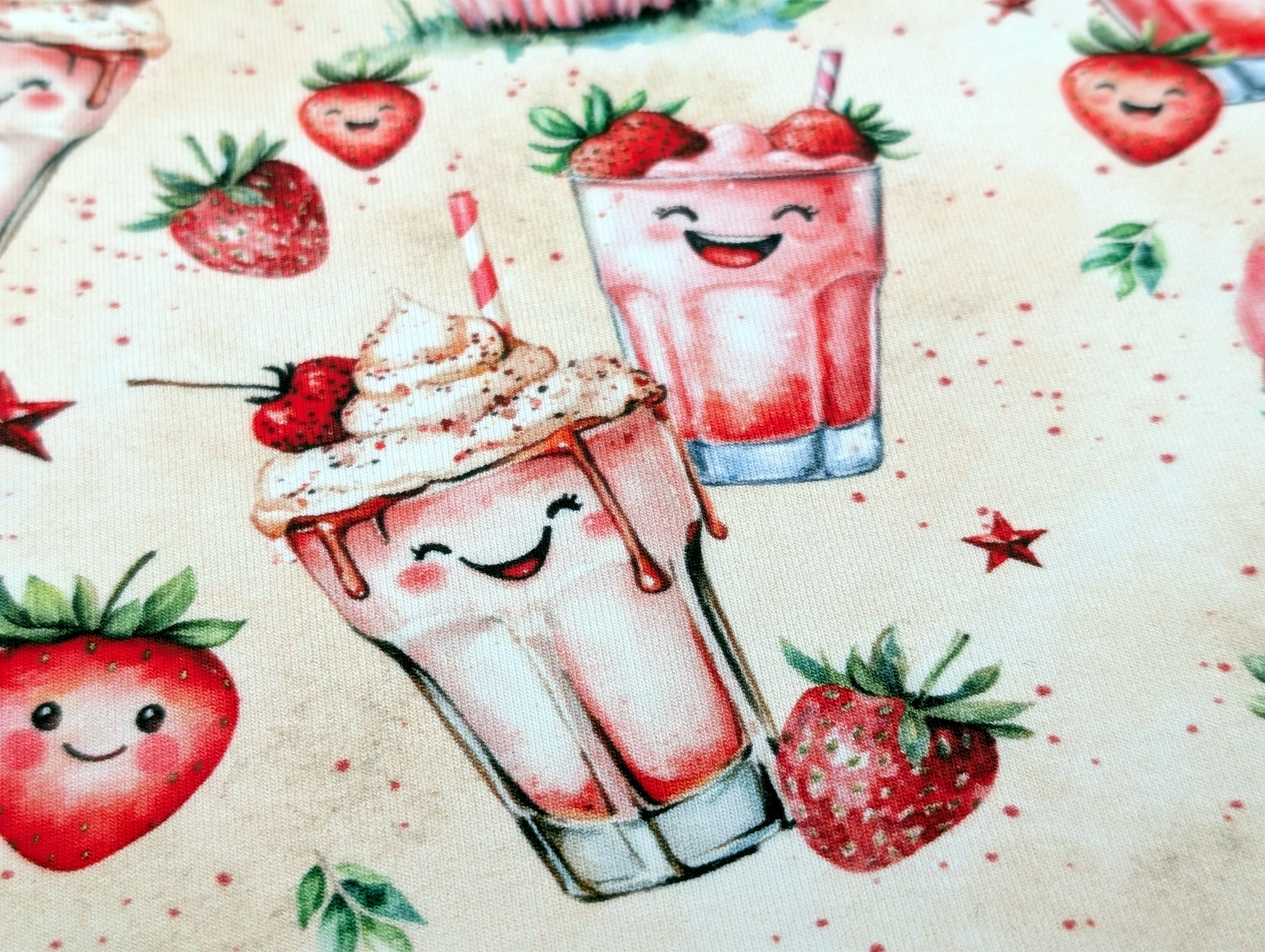 Eigenproduktion Baumwolljersey Erdbeere Shake auf Vanille