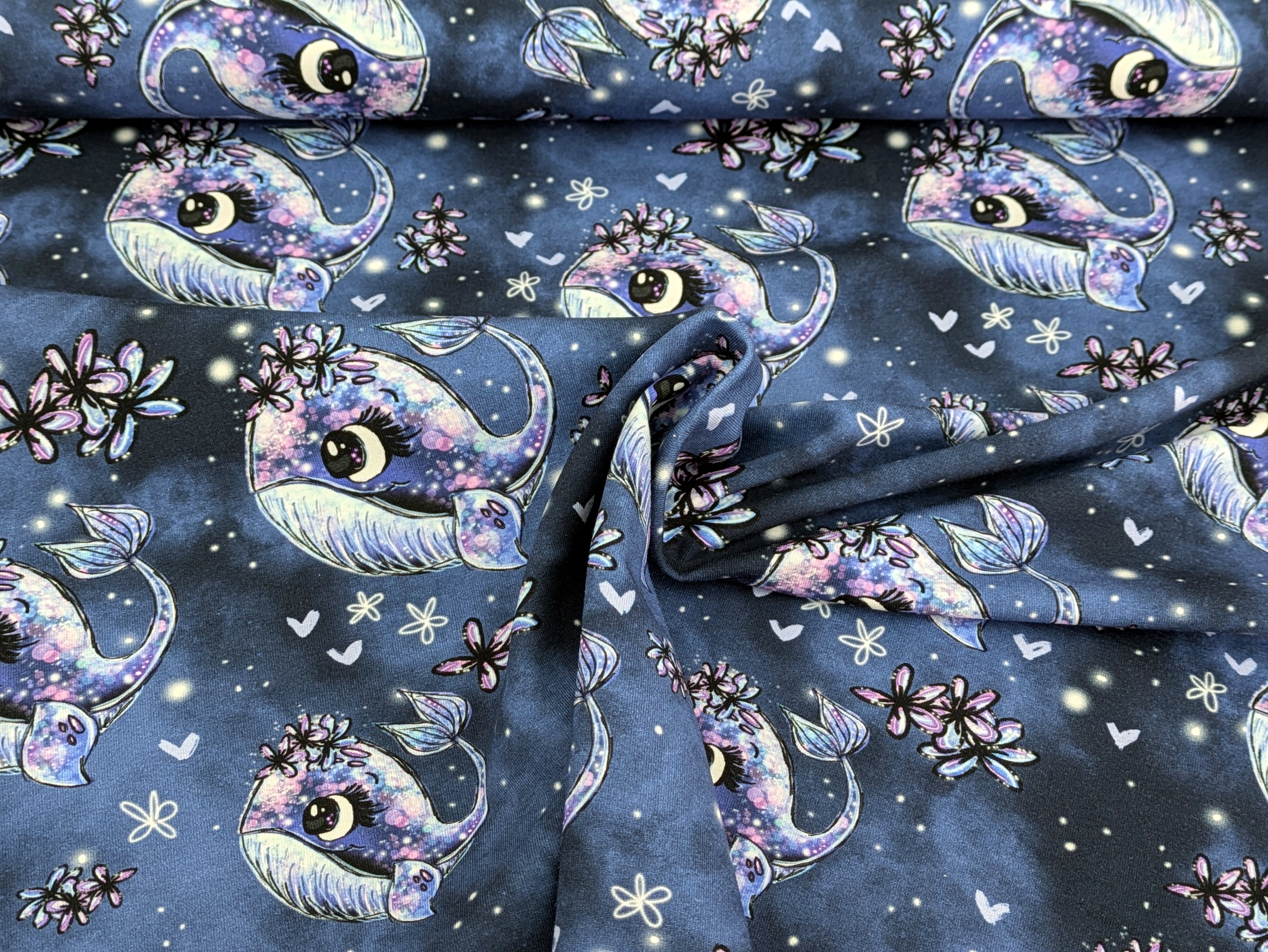Eigenproduktion Bio Baumwolljersey Wal Wallery auf Smokeybluepurple Bluepurple -N-